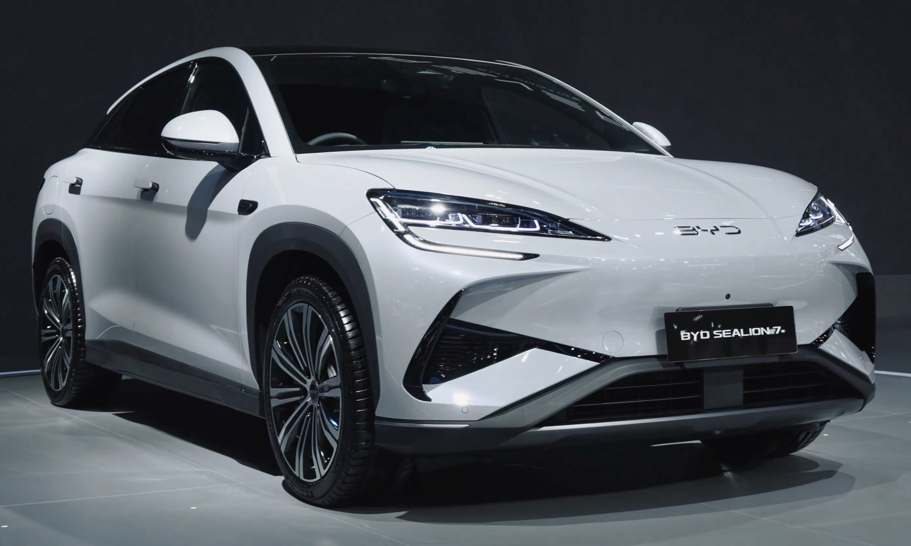BYD Sealion 7 electric SUV